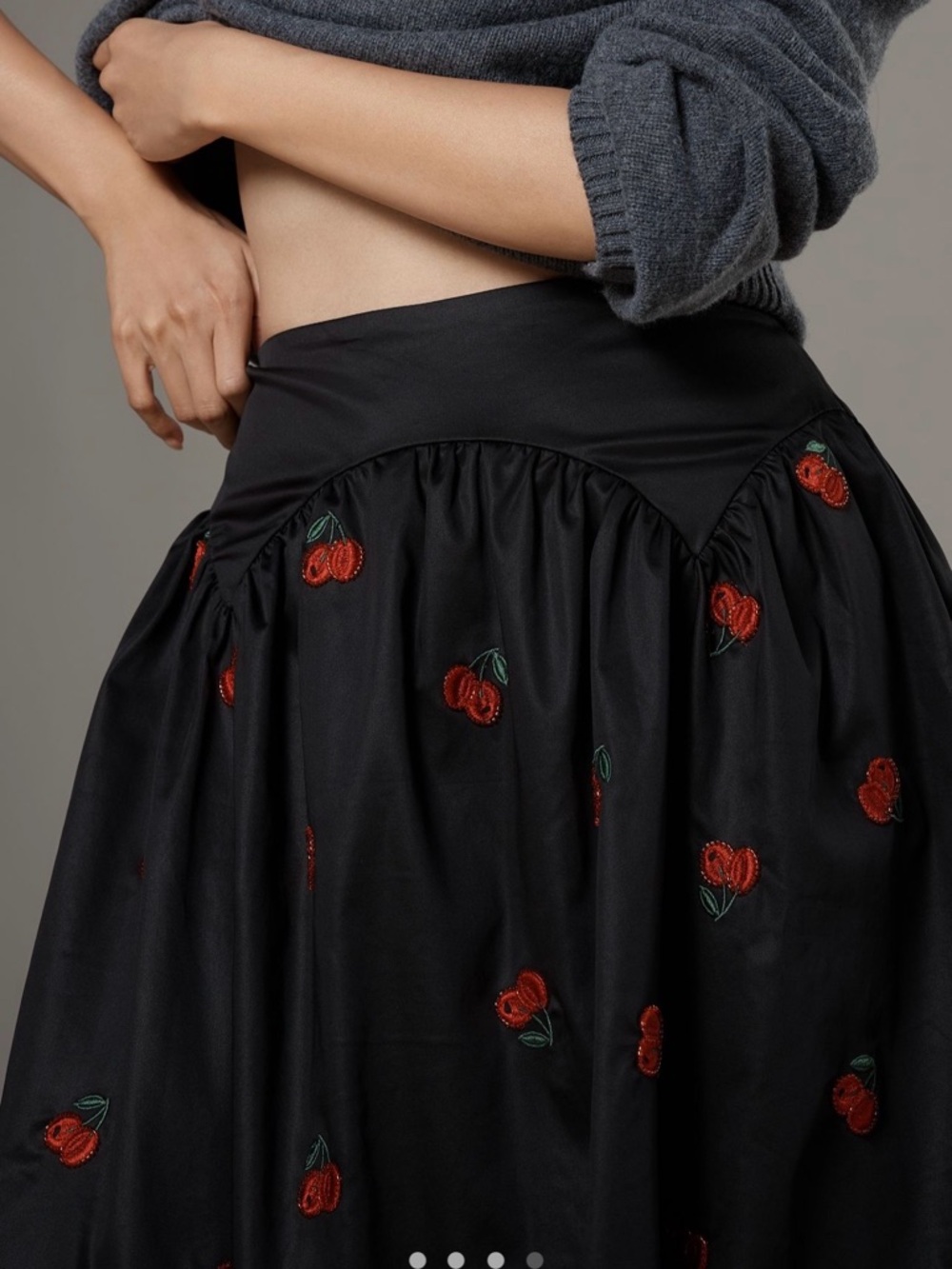 Avec Les Filles Petite Red Cherry Appliqué Midi Skirt Size MP NWT - Picture 3 of 6